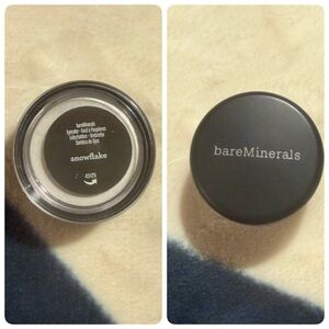 bareMinerals loose mineral eye color - Snowflake